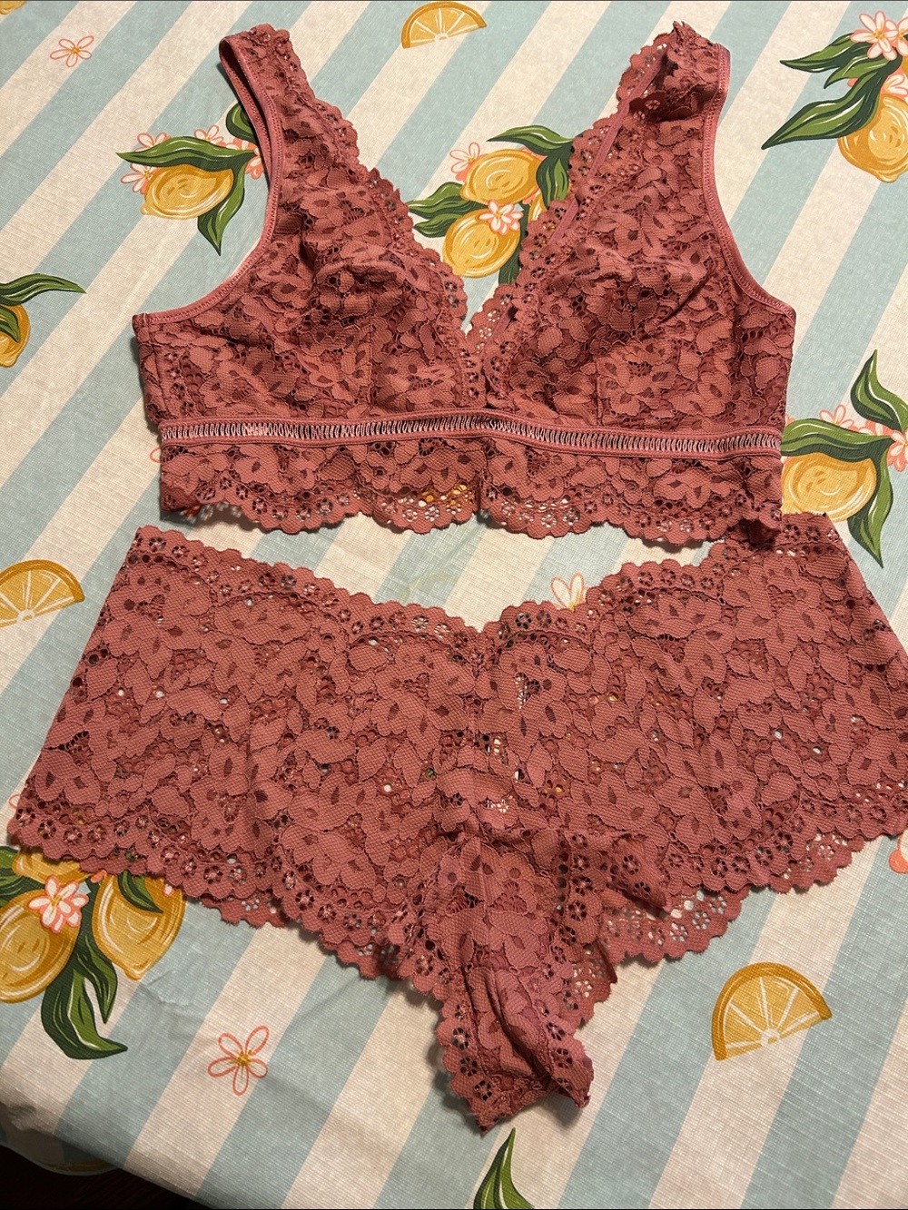 Victoria's Secret Lace Bralette & Boyshort Set - Rosewood